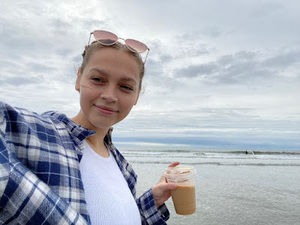 Meet your Posher, Melanie